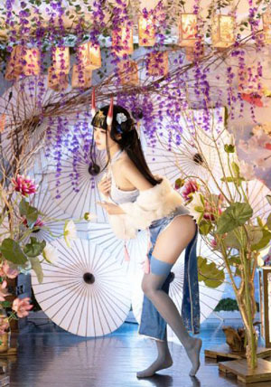 脱了她内裤狂欢_高清版日韩电影在线