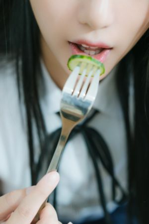 第一福利偷拍_BD英语免费电视剧