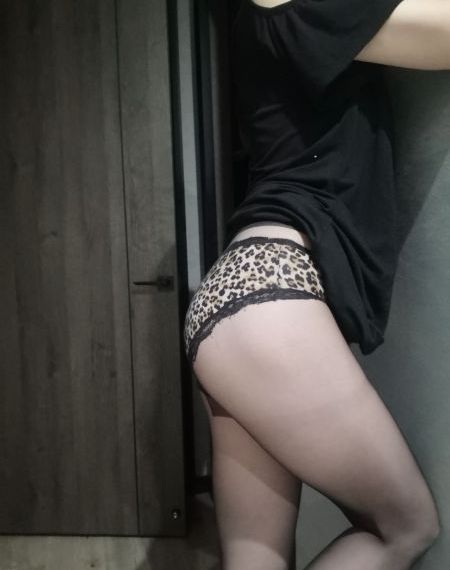 打光屁屁的作文带图片男打女_720在线视频播放