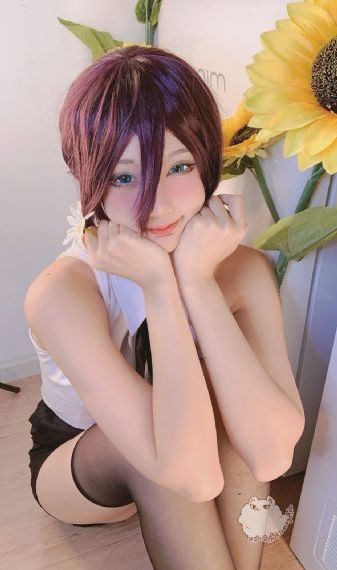 在线 丝袜 欧美 日韩 制服_BD国语在线视频播放