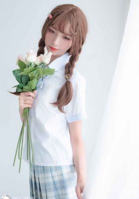桌子上啪姿势图_高清手机免费观看完整