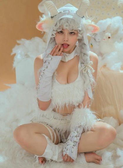 欧美精品模板_720免费全集观看