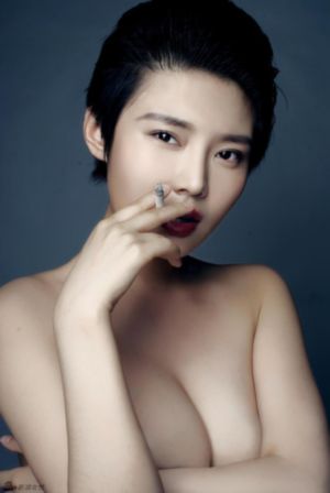 亚州at婷婷五月产av中文_1080P免费电视剧