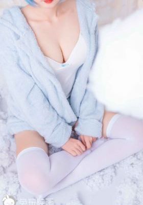 三级片电影av_720在线手机播放