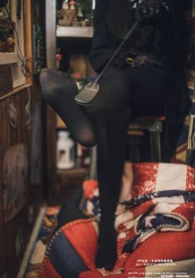 美女扒开尿囗给男人爽的视频网站_HD完整视频观看