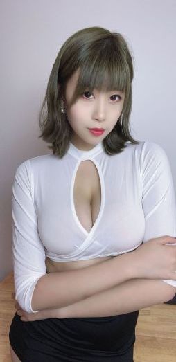 杨霉一区二区三区免费看视频_1080免费电视剧