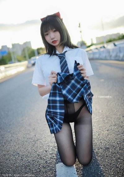 自拍视频色不卡_蓝光免费观看超清